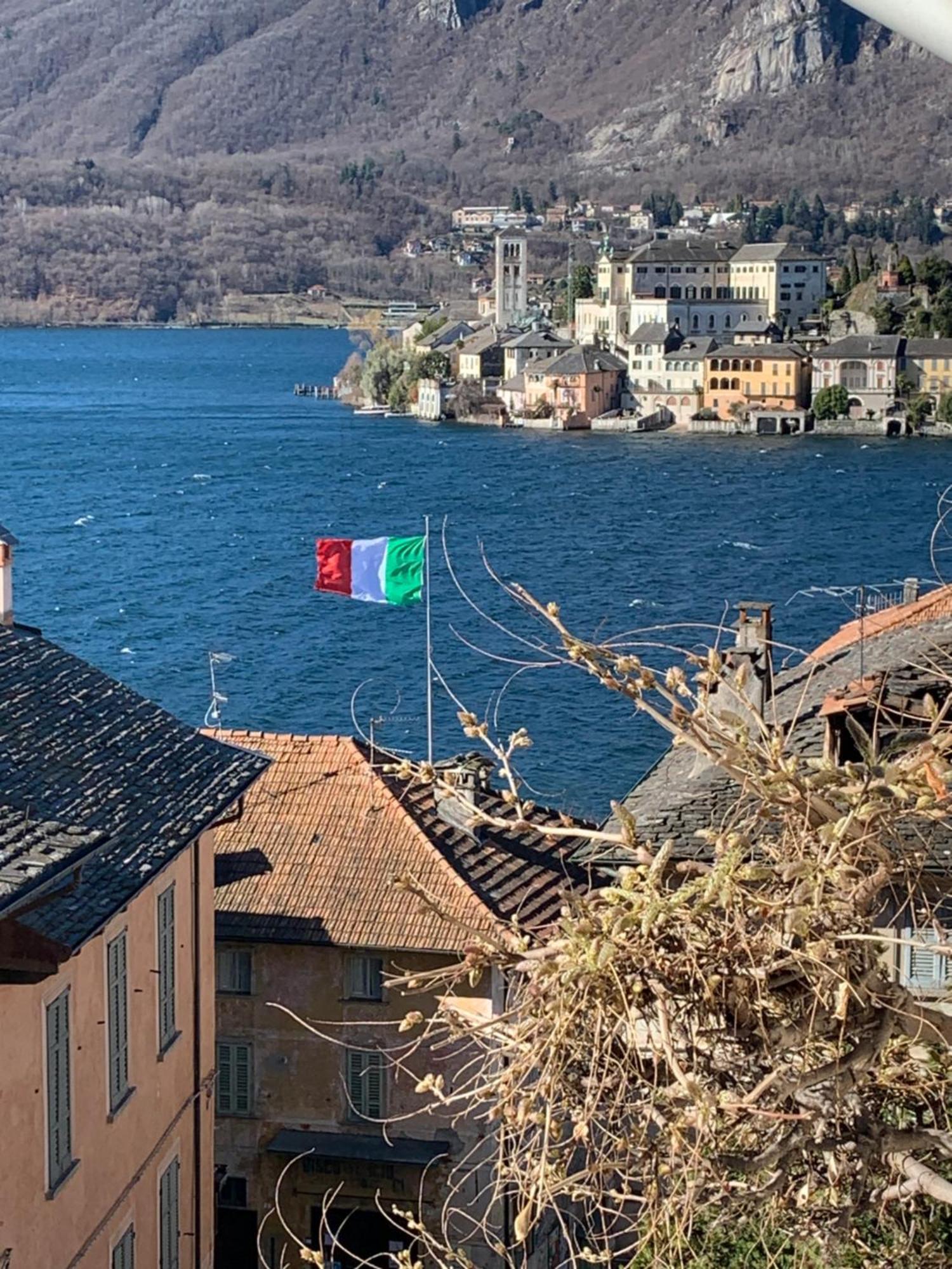 -Ortaflats- Appartamento Belvedere Orta San Giulio Esterno foto